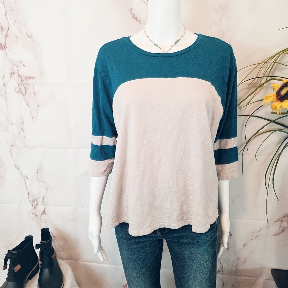 Torrid Lace Back Colorblock Top Teal Beige Striped Sleeve Tee Size 00 Or Size 10 - Picture 3 of 7